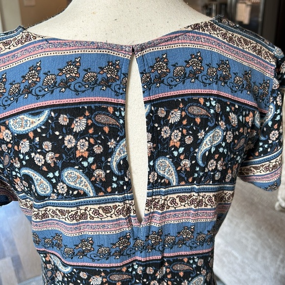Boho paisley flowy button down vneck dress - Picture 6 of 6